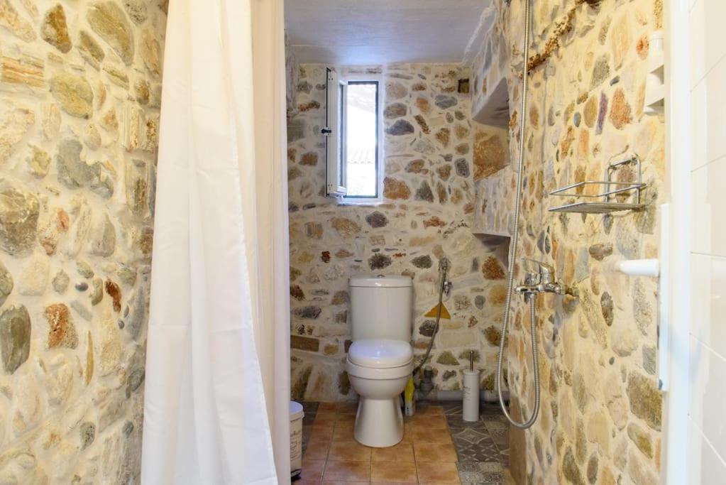 Lavrio Stone House 5 Min From The Centre/Port Daire Dış mekan fotoğraf