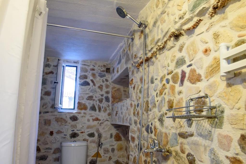 Lavrio Stone House 5 Min From The Centre/Port Daire Dış mekan fotoğraf